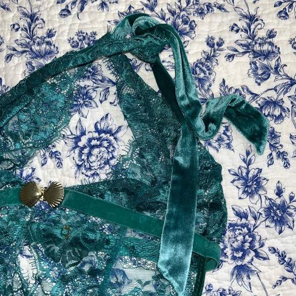 Empress Mimi lingerie Venus one piece size xs - Picture 12 of 13